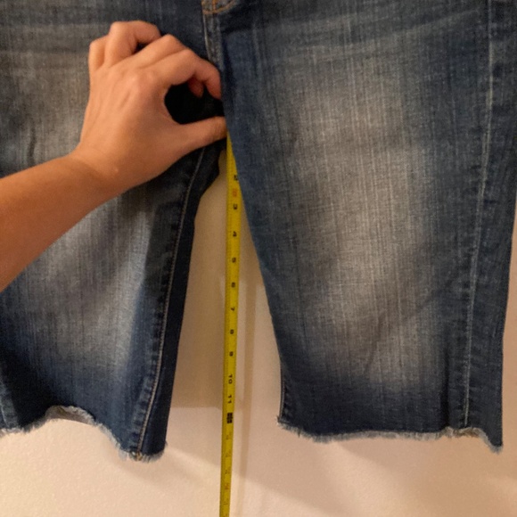 LUCKY Brand Dark Wash Jean Bermuda Shorts Size 4/27 - Picture 11 of 14